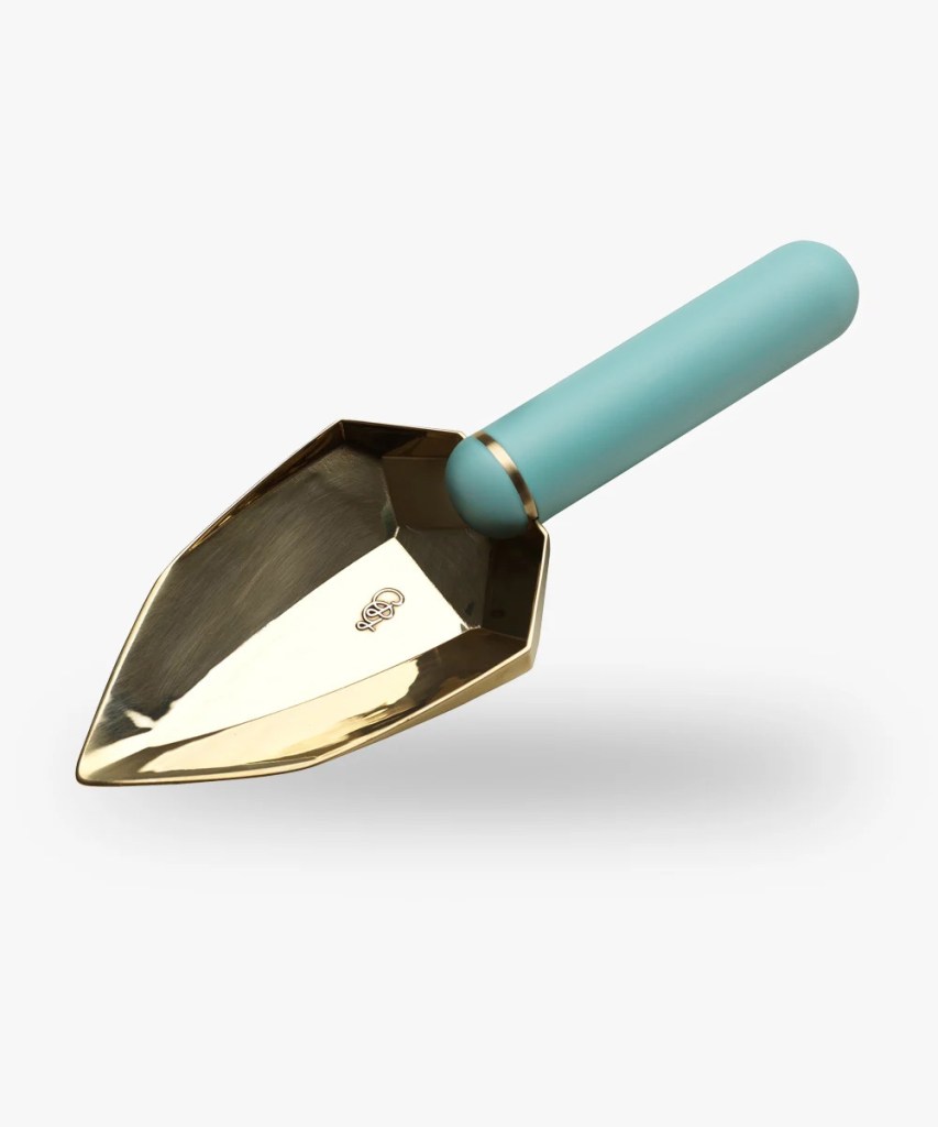 JADE DIAMOND SPADE